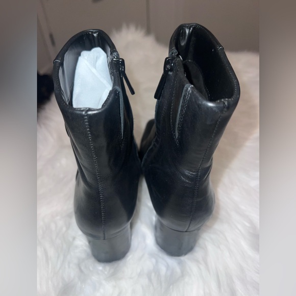 Sam Edelman black boots 8.5 - Picture 4 of 7